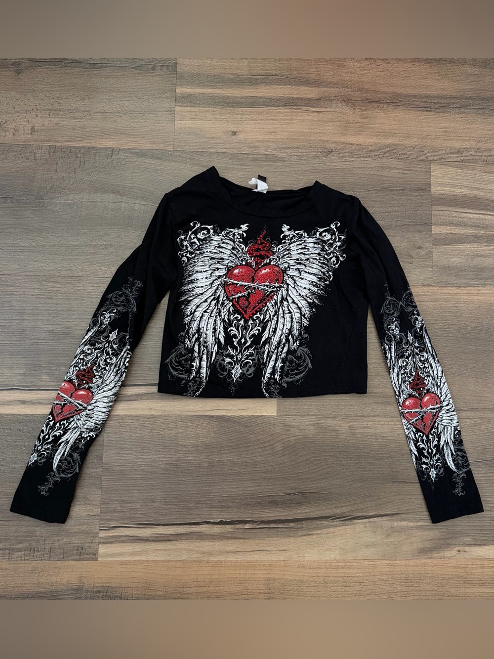 Y2K Cropped Long Sleeve Embellished Angel Winged Heart Top Size Small